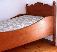 750 euro antikes bett eiche um 1880 massivholz hartholz holzgedubelt lattenrost antiquitaten kunst mobiliar interieur bet bett eiche bett eiche