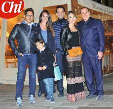 Sep 05, 2020 · e nemmeno il mio. I 48 Anni Di Pier Silvio Berlusconi Le Foto Della Festa In Famiglia Con Visita A Sorpresa Del Padre Corriere It