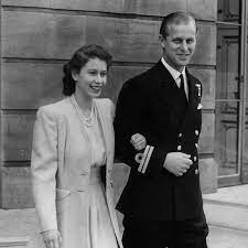 Queen Elizabeth Prinz Philip Das War Ihre Liebesgeschichte Gala De