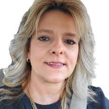 Sam Cozzi's Instagram, Twitter & Facebook