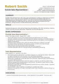 Essential duties listed on an outside sales rep example resume are doing cold calls, presenting product features, negotiating prices, collaborating with retailers, creating displays, and reporting to managers. Outside Sales Representative Resume Samples Qwikresume