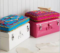 In the bedroom, a trunk can be placed at the end of the bed where it would serve as a great place to store blankets, pillows and other similar items. Kids Storage Trunks T Rex Me S Weblog