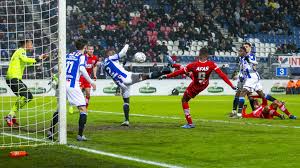 Win is only a couple of clicks away if you use these online betting sites. Na Nederlagen Tegen Sparta En Willem Ii Wint Az Wel Van Heerenveen Nos
