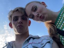 Kyle Banfield (@kylee_bb_) · Instagram 照片和视频