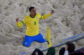 O brasil perdeu nas quartas de final para o senegal, o mundial do futebol de areia por 5 a 4 (3 a 3 no tempo normal e 2 a 1 na prorrogação). Akvduoj3iusibm
