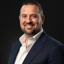 Stuart Ellman's Instagram, Twitter & Facebook