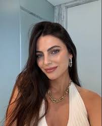 20 Kelly Piquet témájú ötlet itt: 2025