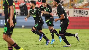 Universitario vs. Alianza Atlético: Challenges and Fan Support