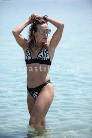 Ποια είναι όμως η μαρία σάκκαρη; Phgh Debetzh Aretoysaristes Fwtografies Me Magio Sto Nhsi Twn Anemwn Epirus Eye