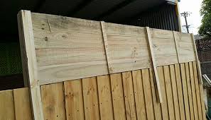Fence extensions are affordable and easy to install. 2400 X 400 Heavy Duty Flat Fence Extension Screening Solutions By Lattice Factory