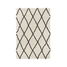 Tapis geometic impression noir et blanc par huntleigh en utilisant 100% de polyester tissé, ces tapis imprimés à armure plate offrent un toucher exceptionnellement doux et une grande durabilité. Nazar Asma Tapis De Salon Shaggy Style Berbere 150 X 220 Cm Creme Et Marron Motif Geometrique Cdiscount Maison