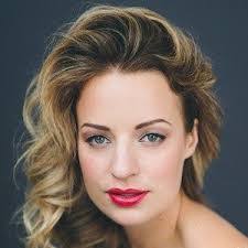 Karen Knox's Instagram, Twitter & Facebook