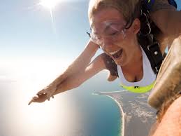 With ratpack, you will have your pick up and drop off included in the skydive price. Skydiving In Australia The Ultimate Bucket List Experience Where S Mollie