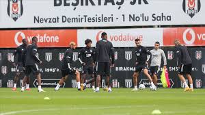 Bu sonuçla puanını 60'a çıkaran beşiktaş liderliğe yükselirken, gaziantep fk 43 puanda kaldı ve 7. Besiktas Gaziantep Fk Deplasmaninda