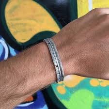 5,591 results for plume bracelet. Bracelet Jonc Plume Navajo En Argent 925 Bijou Homme Detail De Mode