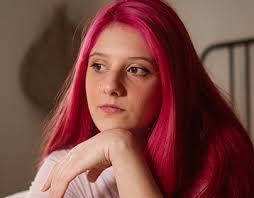 Caroline Ramos Projekty :: Photos, videos, logos, illustrations and  branding :: Behance