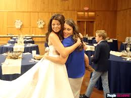 Previous duggar courtships have been featured on tlc's counting on or included on social media. Amy Duggar Wedding Anna Dugger Gets Support From Husband S Cousin People Com