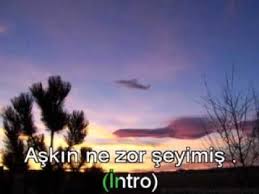 Ibrahim Tatlises Sevda Yuklu Kervanlar Karaoke Youtube Karaoke