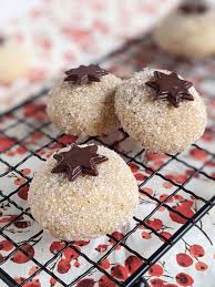 Kekse Backen Schnelles Rezept Fur Vanillekugeln Lavendelblog Kekse Backen Platzchen Backen Rezepte Weihnachten Kekse Backen