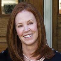 Tracy Milner's Instagram, Twitter & Facebook