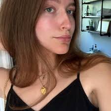 Audrey Howell (@audreybreanna)