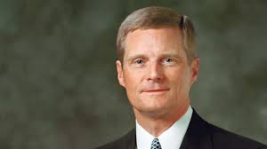 Cumpleaños de Élder David Allan Bednar: 15 junio de 1952