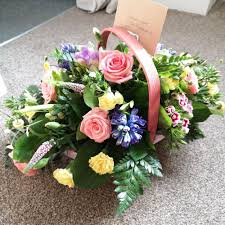 Mother's day gift box flowers. Mother S Day Mothering Sunday Gift Basket Roses Fresh Flowers Trug Free Same Day Delivery Aylesbury Florist Willow House Flowers Weston Turville Aston Clinton