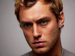 10 famous blonde actors alex pettyfer famous people today. Blondes Blue Eyes Men Actors Jude Law Faces Portraits People Actors Hd Art Hd Wallpaper Wallpaperbetter