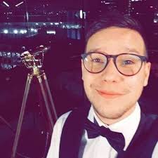 Aaron Bromley (@Brommers7)