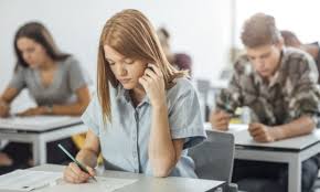 Peu après le début de l'épreuve pour les élèves ce jeudi matin, les sujets du bac de philosophie 2021 ont été rendus public par le ministère de l'education nationale. Petition Annulation Du Bac De Francais