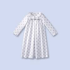 Shampoodle a mis en place un code de conduite très strict imposant à l'ensemble de sa filière le respect de standards environnementaux et sociaux. Jacadi Chemise De Nuit En Gabardine Open Shoulder Tops Girl Outfits Fashion