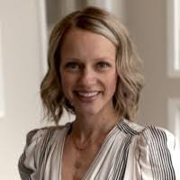 Shayna Olson's Instagram, Twitter & Facebook