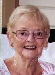 Dorothy Lee's Instagram, Twitter & Facebook