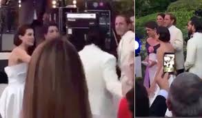 Dazu postete der fürstenhof ein foto des brautpaares. Il Video Del Matrimonio Di Charlotte Casiraghi Video