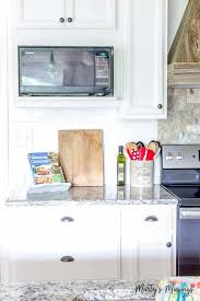 how to choose kitchen cabinet hardware