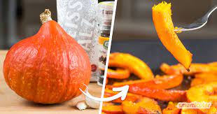 Heute betrachten wir das originellste rezept, bei dem ein ganzes mit buchweizengrütze gefülltes gemüse verwendet wird. Rezept Fur Low Carb Kurbis Aus Dem Ofen