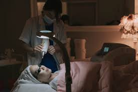 Rated 5 out of 5 by dzesiikka from ummaydin21 this review was collected as part of a promotion. i think that neutrogena visibly clear light therapy targeted acne. Rosacea Light Therapy How It Works Types Side Effects The Healthy