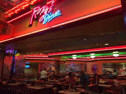 You Ll Absolutely Love These 8 Kid Friendly Restaurants In Nevada Las Vegas With Kids Kid Friendly Las Vegas Kid Friendly Restaurants