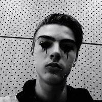 Ethan Penner (@mackabre)