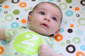 El Bebe De 2 Meses Peso Talla Alimentacion Y Desarrollo Planeta Del Bebe
