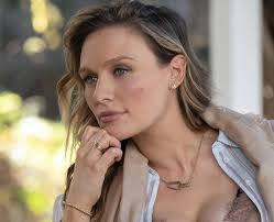 Who plays Natalie Engler in You season 3?