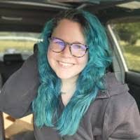 Shelby Dunn's Instagram, Twitter & Facebook