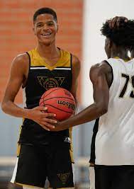 Shareef previously shared on twitter that kobe had actually reached out to him on the morning of his death. Shaquille O Neal S Youngest Son Shaqir Chasing Basketball Dream