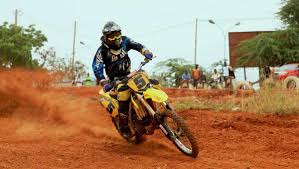 Dirt Bikes for Beginners: What to Know Before You Start Riding