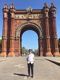 I always find the number of friendly people one could meet in a place popular for diving is just a little bit higher. Malaysians Who Have Traveled Solo Share Their Pro Tips