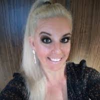 Eileen Ullrich's Instagram, Twitter & Facebook