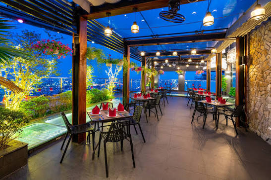 BRILLIANT TOP BAR | Brilliant Hotel – Official Site