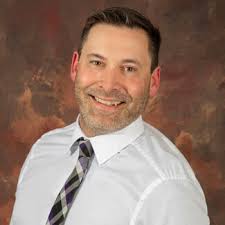 811 Moore Dr, Bellevue, NE 68005