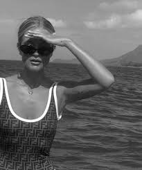 Aesthetic Black And White Beach Photos Sylvie Black Black And White Aesthetic Black And White Beach Black Aesthetic