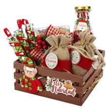 30 Themed Christmas Basket Ideas 4 Diy Christmas Gifts Christmas Gift Baskets Diy Christmas Crafts For Gifts
